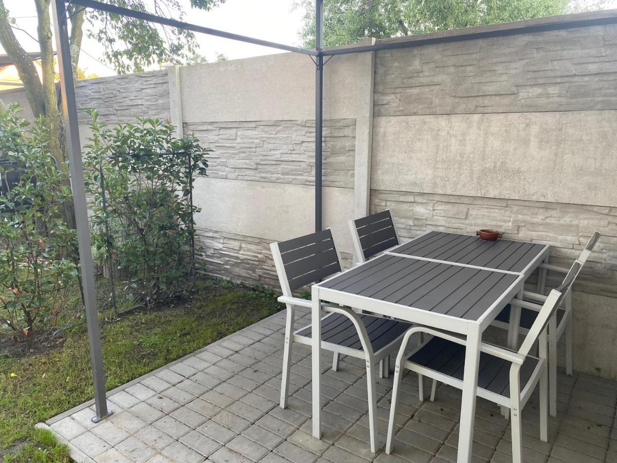 Penzio Ostrava Apartment Bagian luar foto